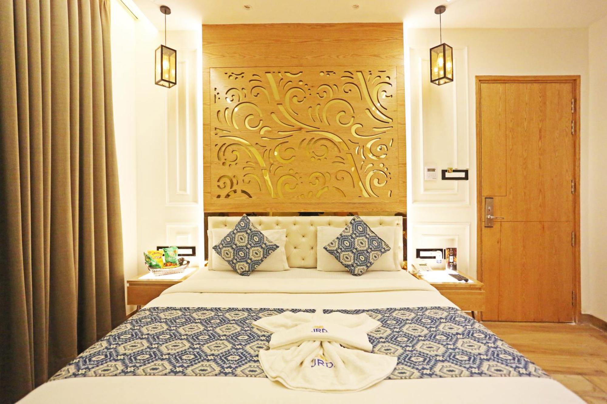 Jrd Luxury-Business Hotel Nueva Delhi Exterior foto