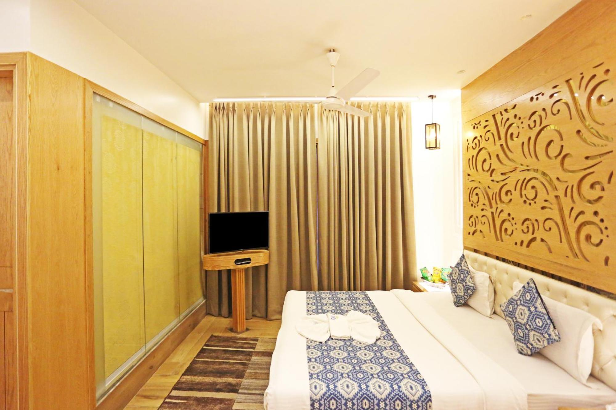 Jrd Luxury-Business Hotel Nueva Delhi Exterior foto