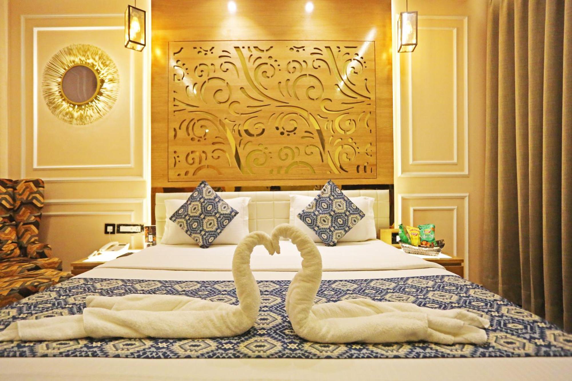 Jrd Luxury-Business Hotel Nueva Delhi Exterior foto